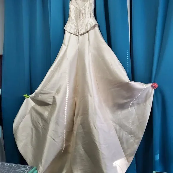 👑Pronovias Barcelona Bridal | Y2K Champagne Gown | Beaded Bustier Peplum Corset - Picture 11 of 13